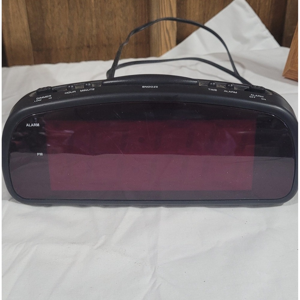 Electic/battery  Clock with Alarm  Working Unbranded